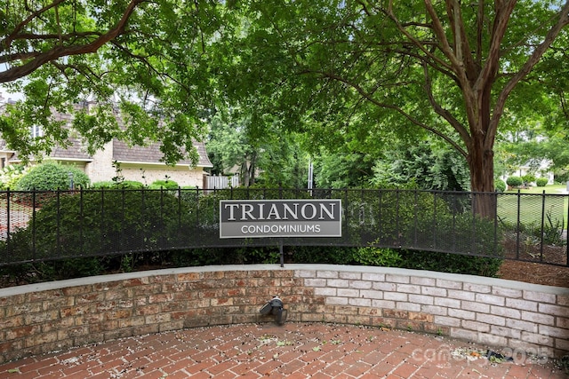 3528 Colony Rd Unit A, Charlotte, NC 28211 - view of community / neighborhood sign