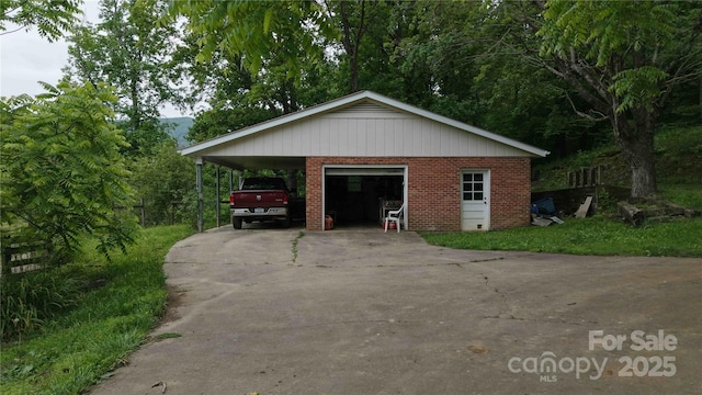 773 Peppers Creek Rd, Marion, NC 28752 - garage featuring driveway