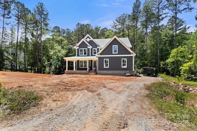 4315 Palm Dr, Denver, NC 28037 - view of front of home with a porch and dirt driveway