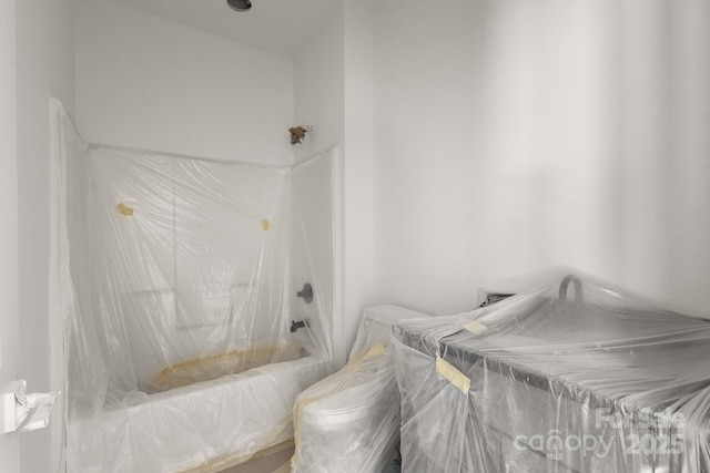4315 Palm Dr, Denver, NC 28037 - full bath with a combined bath / shower with marble appearance