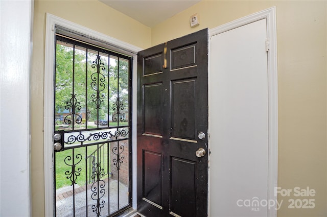 923 Yuma St, Charlotte, NC 28213 - view of entrance foyer