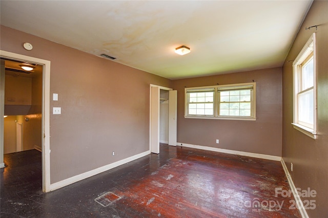 923 Yuma St, Charlotte, NC 28213 - empty room with baseboards and a smoke detector