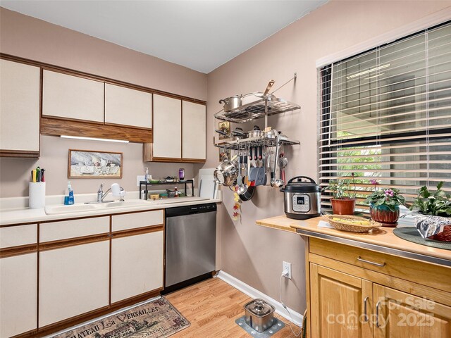 304 Abbey Cir, Asheville, NC 28805 - photo 8