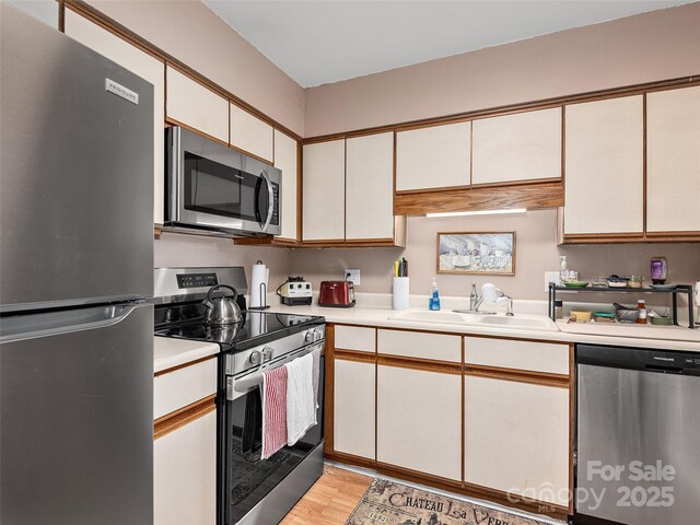304 Abbey Cir, Asheville, NC 28805 - photo 9