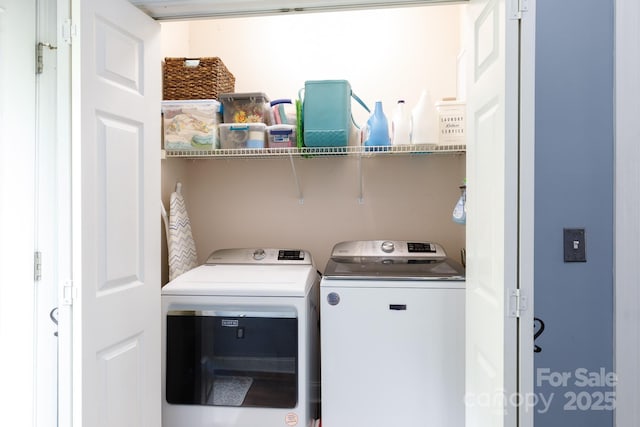 556 Knighton Hill Rd, Rock Hill, SC 29732 - washroom featuring independent washer and dryer