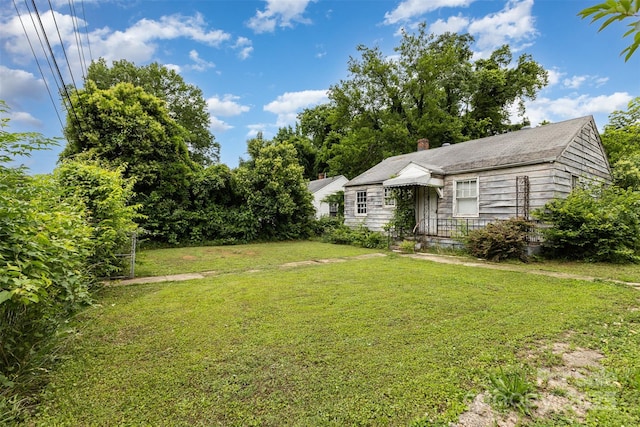 2308 Vanderbilt Rd, Charlotte, NC 28206 - view of green lawn