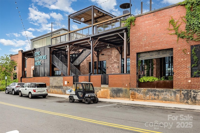 2308 Vanderbilt Rd, Charlotte, NC 28206 - view of property featuring stairs