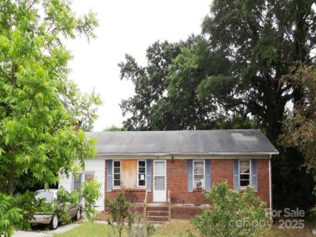 203 Cowan St, Lilesville, NC 28091 - photo 1