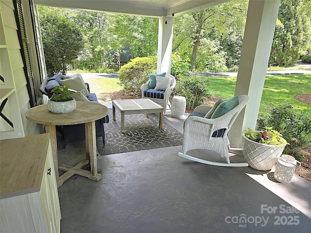 1051 14th Avenue Dr NW, Hickory, NC 28601 - view of patio / terrace