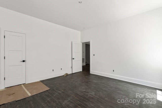 6782 Kingfisher Ct, Denver, NC 28037 - unfurnished room featuring baseboards and wood finished floors