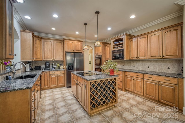 9002 Fair Oak Dr, Sherrills Ford, NC 28673 - kitchen with black appliances, a sink, crown molding, backsplash, and a kitchen island