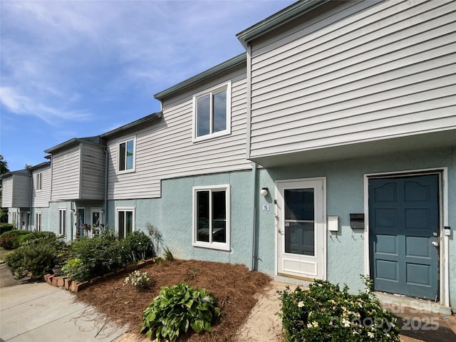 1908 Harvest Ln Unit 5, Charlotte, NC 28210 - property entrance with stucco siding
