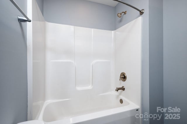 207 Stoney Point Way, Candler, NC 28715 - full bathroom with shower / washtub combination