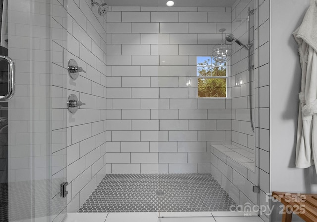 4021 Redwood Ave, Charlotte, NC 28205 - full bath featuring a stall shower