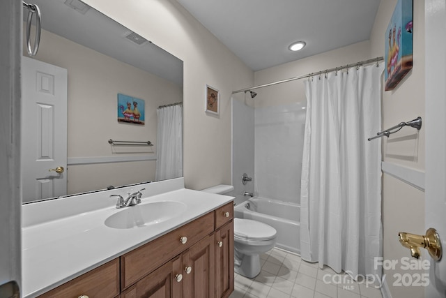 16028 Cranleigh Dr, Huntersville, NC 28078 - bathroom featuring vanity, toilet, and shower / tub combo with curtain