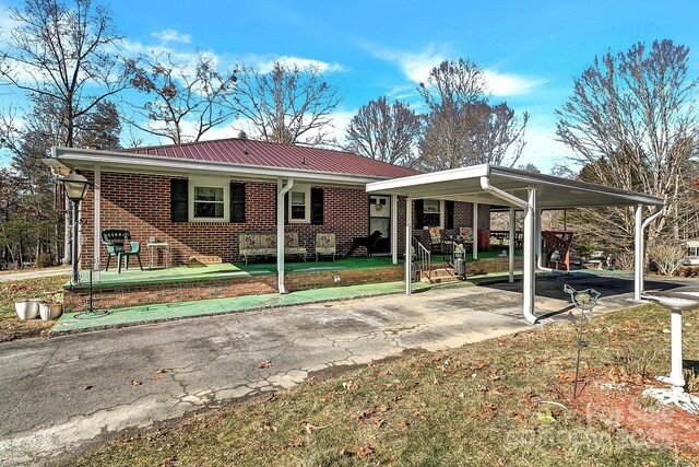 44 Tuttle Rd, Hendersonville, NC 28792 - photo 6