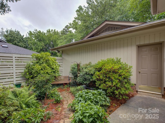 8 Sunrise Point Rd, Lake Wylie, SC 29710 - view of exterior entry