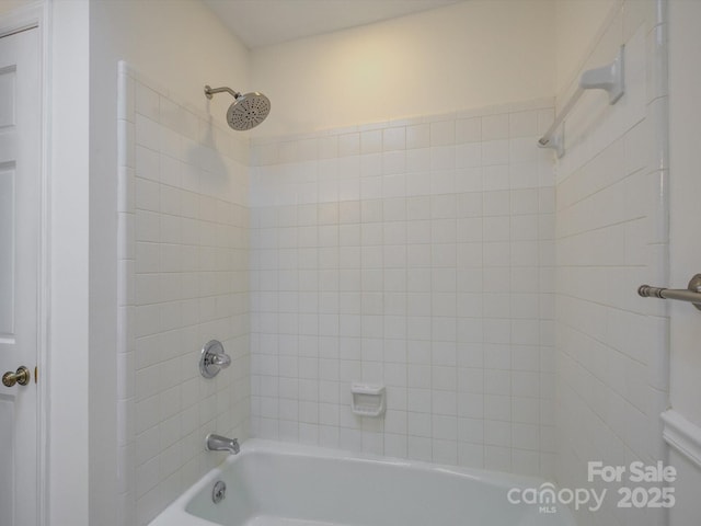 8 Sunrise Point Rd, Lake Wylie, SC 29710 - bathroom featuring bathtub / shower combination
