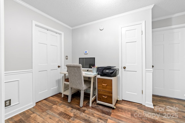 120 Labans Ln, Lincolnton, NC 28092 - office with crown molding, wood finished floors, a textured ceiling, and wainscoting