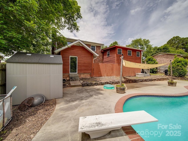 2666 Hill Ln, Gastonia, NC 28054 - back of property with a patio area and entry steps