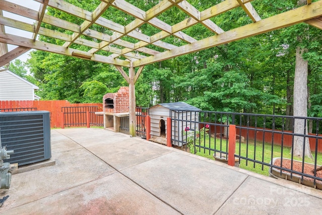8120 Vermilion Dr, Charlotte, NC 28215 - fenced backyard featuring central AC and a patio