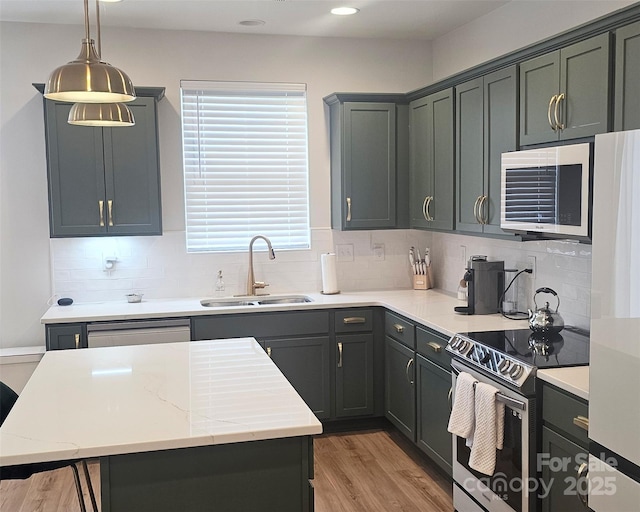 320 Lawrence Gray Rd, Charlotte, NC 28262 - photo 2