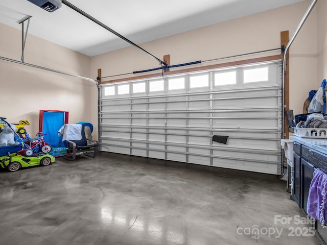 2301 Saratoga Run, Morganton, NC 28655 - garage with a garage door opener