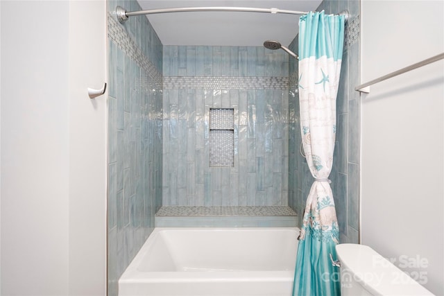 3807 Sweetgrass Ln, Charlotte, NC 28226 - bathroom with toilet and shower / bath combination with curtain