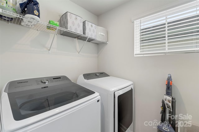 13327 Savaine St, Charlotte, NC 28278 - laundry room featuring washing machine and clothes dryer