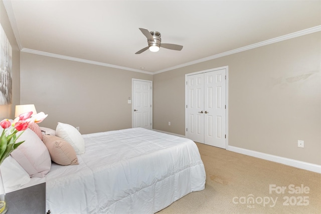 121 Quality Dr, Mount Holly, NC 28120 - carpeted bedroom featuring crown molding, baseboards, a ceiling fan, and a closet