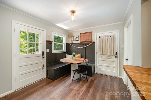 418 Melody Ln, Shelby, NC 28152 - interior space featuring dark wood-style flooring and crown molding