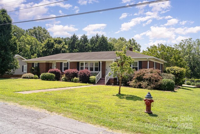 300 Caldwell St, Kannapolis, NC 28083 - photo 4