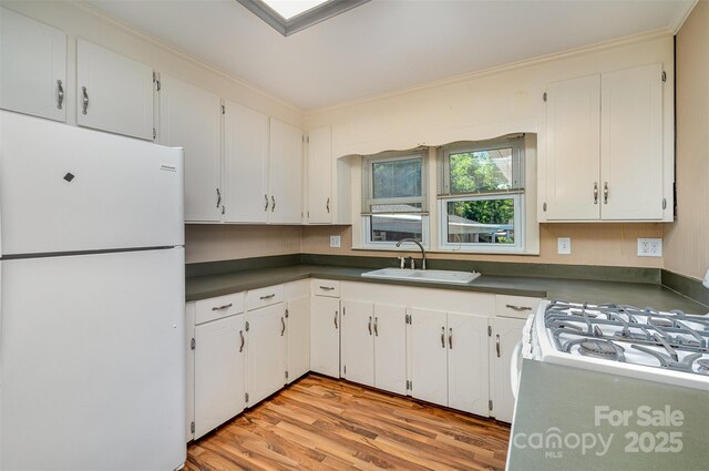 300 Caldwell St, Kannapolis, NC 28083 - photo 8