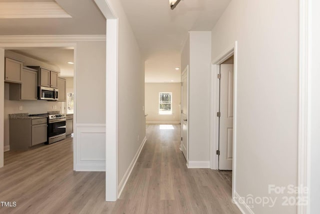 236 Mountain Island Rd Unit 40, Statesville, NC 28677 - hallway with light wood finished floors and baseboards