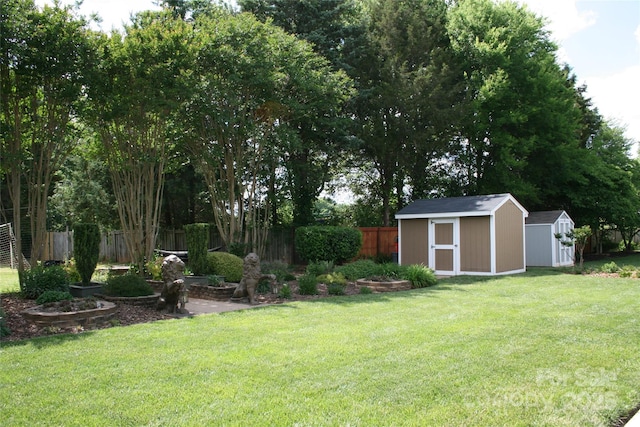 4711 Lenox Hill Pl Unit 98, Charlotte, NC 28269 - view of yard