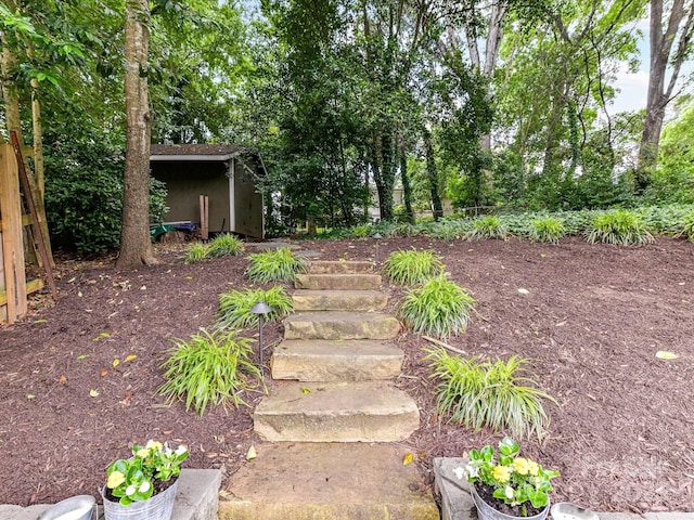 1638 Wensley Dr, Charlotte, NC 28210 - view of yard with an outdoor structure