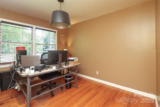 2443 Knickerbocker Dr, Charlotte, NC 28212 - home office with wood finished floors and baseboards