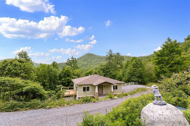 9 Gazebo Trl, Clyde, NC 28721