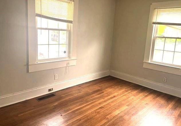 327 Bonview Ave, Lincolnton, NC 28092 - photo 2