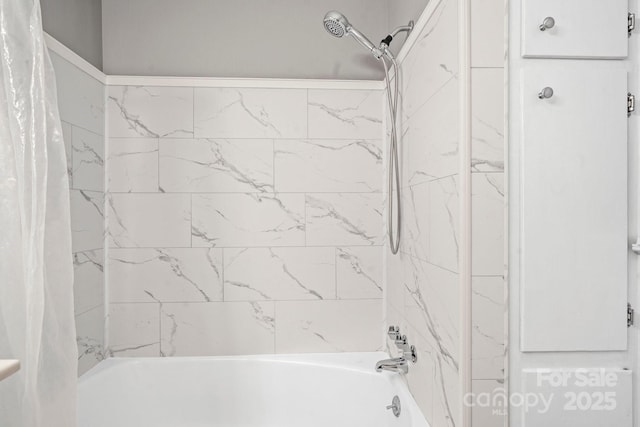 1525 16th Avenue Cir NW, Hickory, NC 28601 - full bathroom featuring shower / bathtub combination with curtain