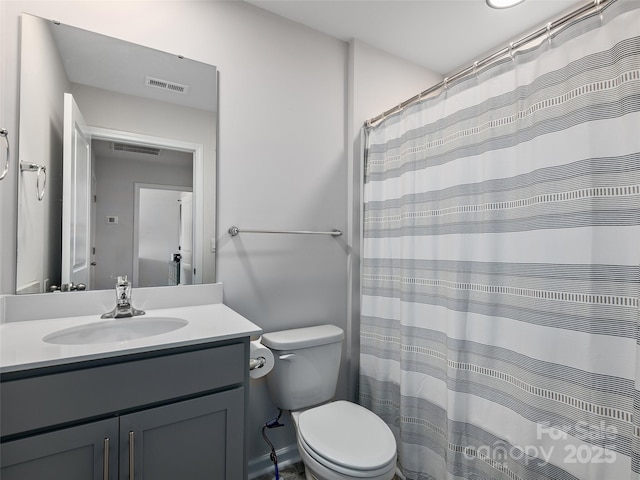32 Benedict Ln, Weaverville, NC 28787 - full bathroom featuring toilet and vanity