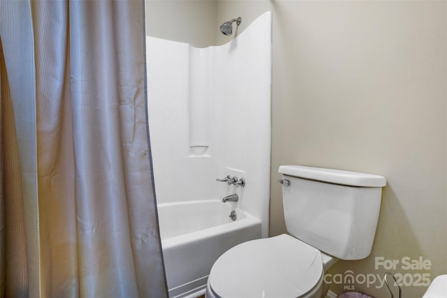 2434 Olewoods Ct, Rock Hill, SC 29732 - full bathroom featuring toilet and shower / tub combo with curtain