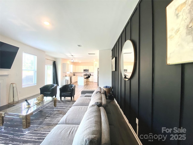 7024 Wheyfield Dr, Charlotte, NC 28215 - view of living room