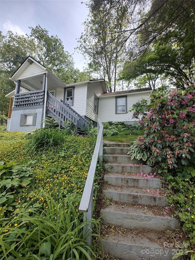 151 S Hill St, Waynesville, NC 28786 - photo 1