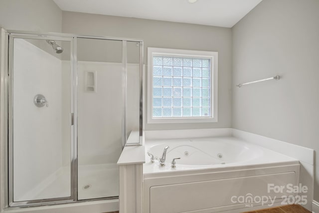 16714 Hammock Creek Pl, Charlotte, NC 28278 - full bath featuring a shower stall and a tub with jets