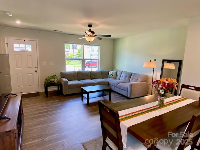 3113 Bouquet St, Charlotte, NC 28215 - living area with healthy amount of natural light, dark wood-style floors, ceiling fan, baseboards, and recessed lighting