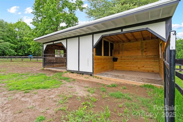 94 Jamestown Ln, Columbus, NC 28722 - view of stable