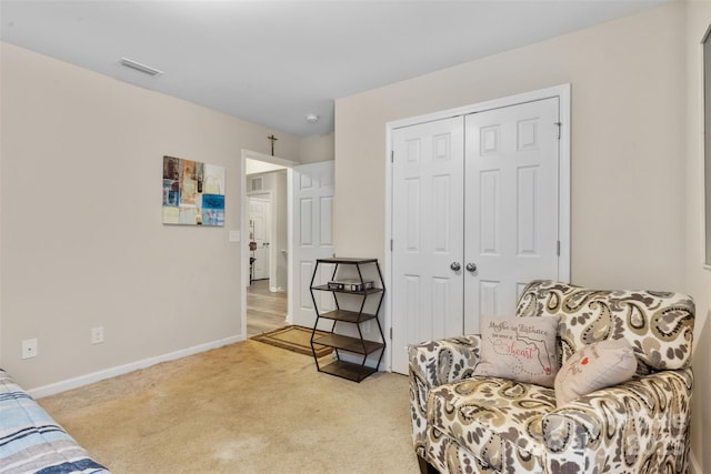 6010 Hawk View Rd, Waxhaw, NC 28173 - living area featuring light carpet and baseboards