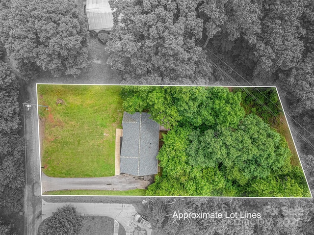 1520 28th St SW, Hickory, NC 28602 - aerial view of property and surrounding area with property boundaries highlighted