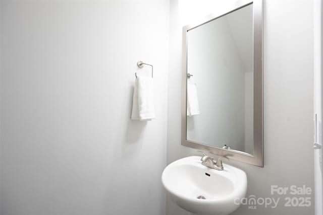 3403 Keith Dr, Charlotte, NC 28269 - bathroom featuring a sink